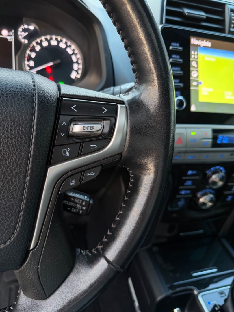 Toyota Land Cruiser 2.8 D-4D 204 Executive A/T 4×4