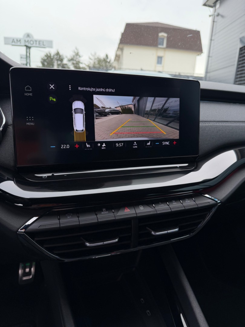 Škoda Octavia Combi 2.0TDi DSG Sport packet SK ŠPZ