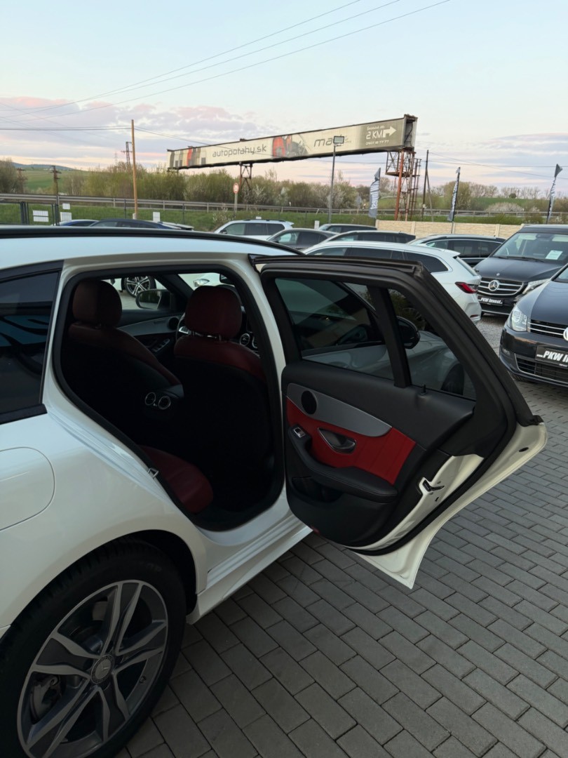 Mercedes-Benz C trieda Kombi Touring 250CDI A/T 4Matic AMG line Exclusive