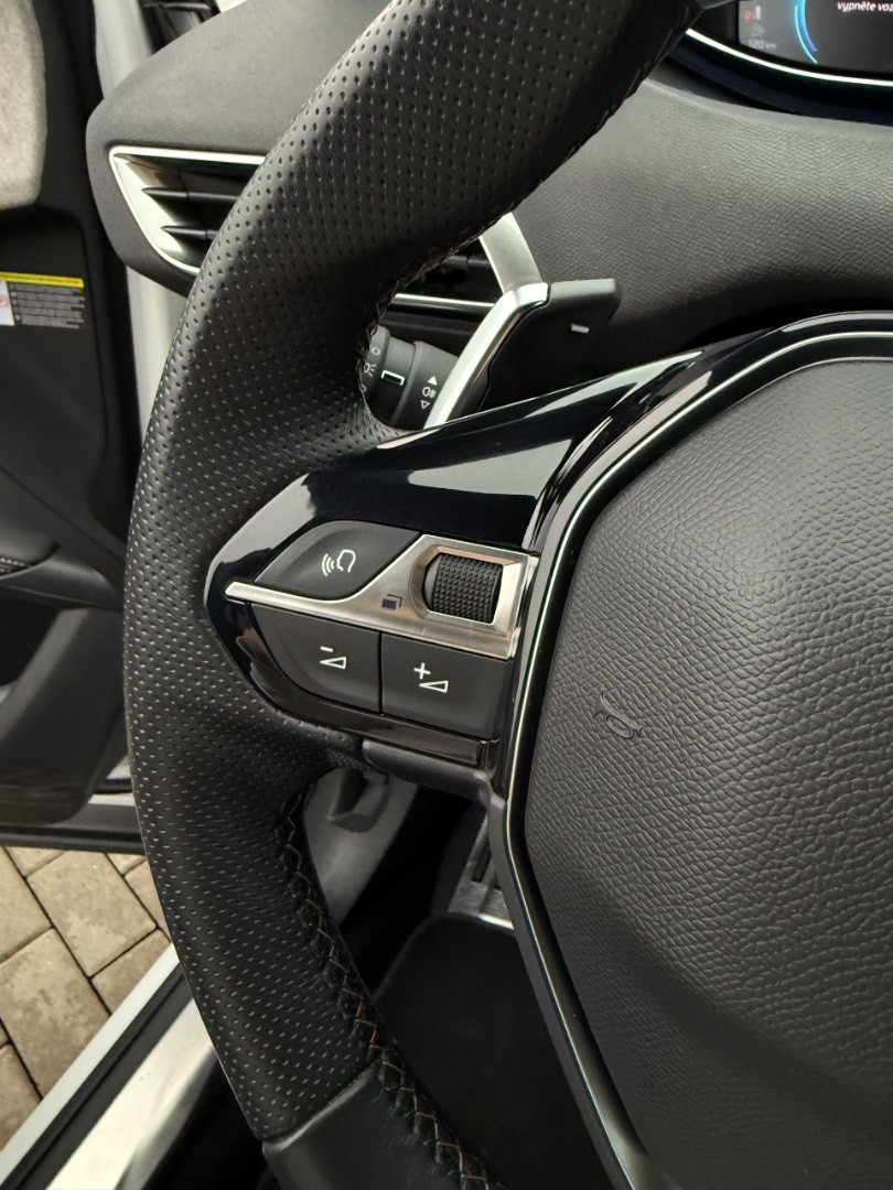 Peugeot 3008 1.6 Hybrid 225k GT A/T