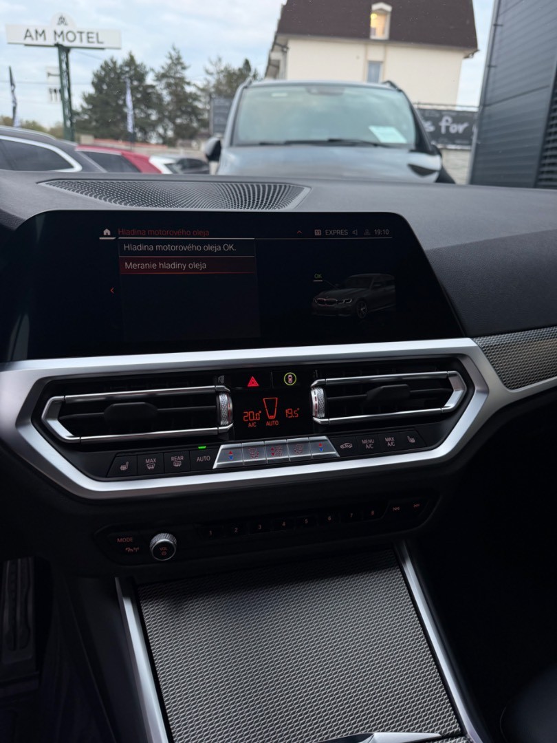 BMW Rad 3 320d mHEV x-Drive A/T M-Sport line SK ŠPZ