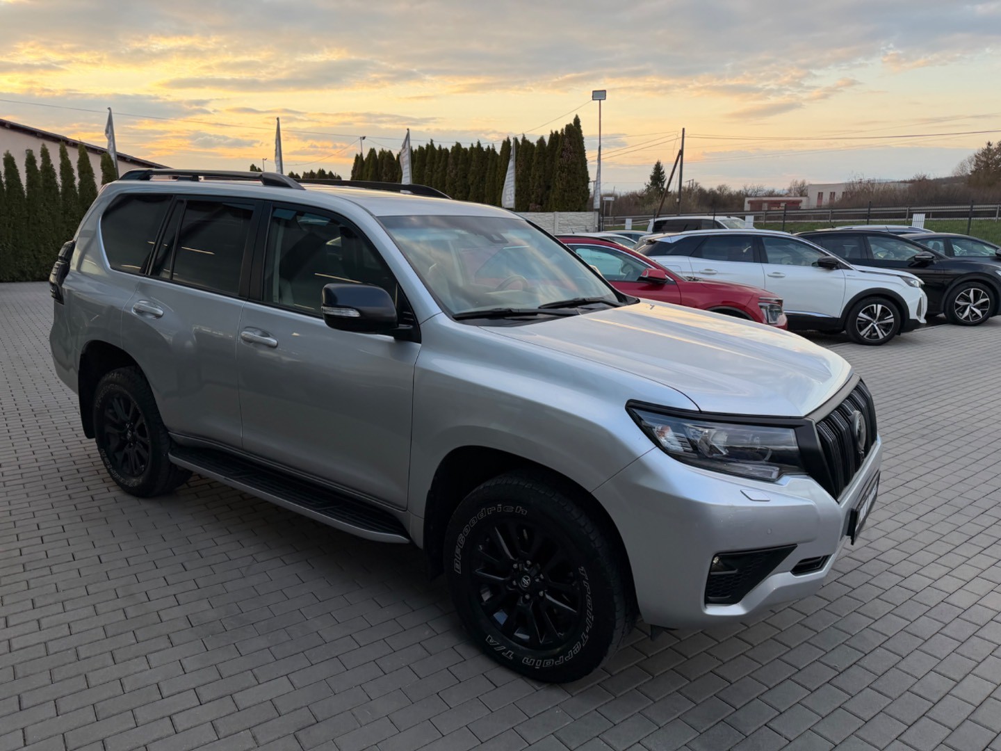 Toyota Land Cruiser 2.8 D-4D 204 Executive A/T 4×4