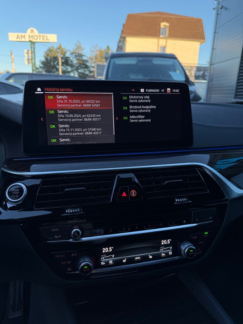 BMW Rad 5 Touring 530d  mHEV x-Drive A/T M-Sport M-sedadlá Edition SK ŠPZ