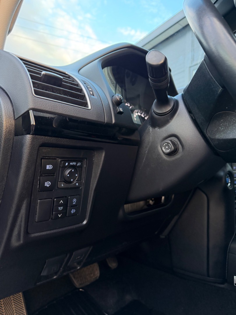 Toyota Land Cruiser 2.8 D-4D 204 Executive A/T 4×4