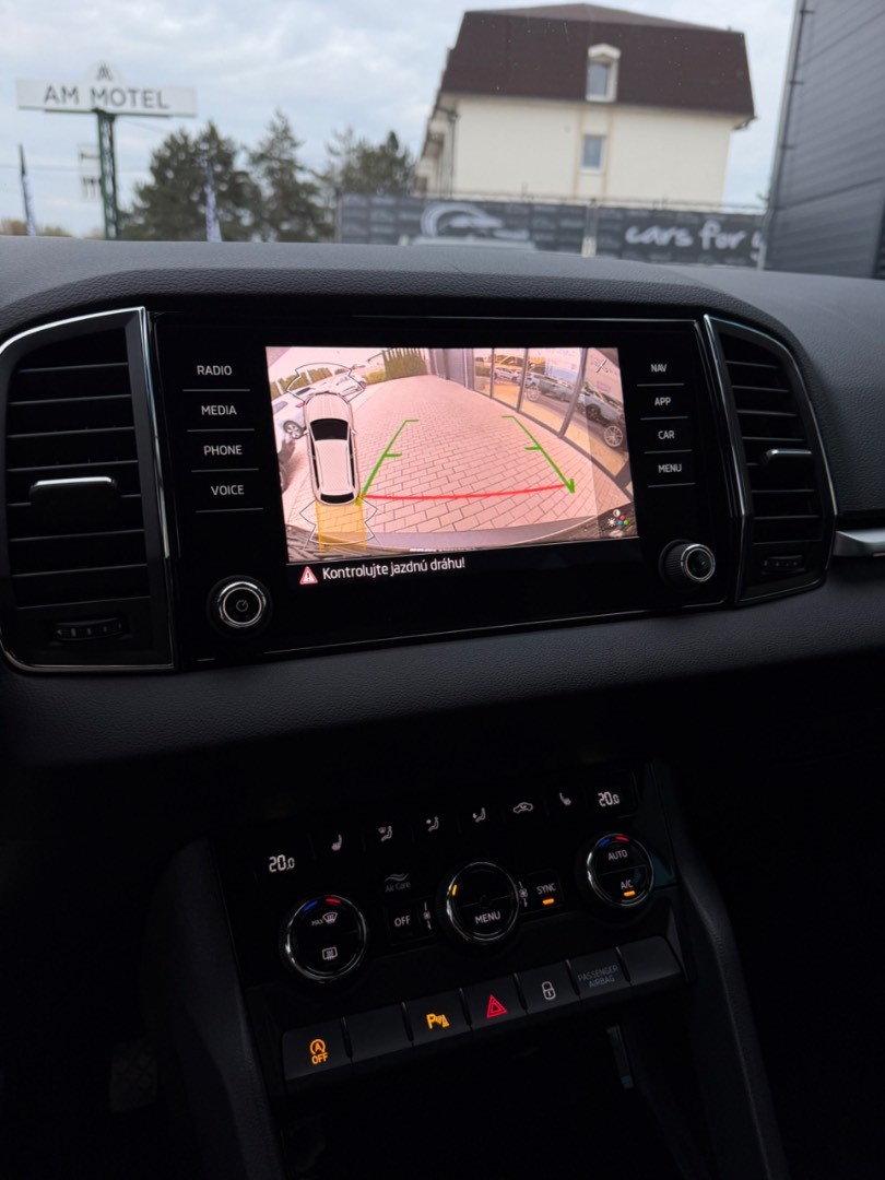 Škoda Karoq 2.0TDi DSG Style *Virtual*Kamera*Matrix*