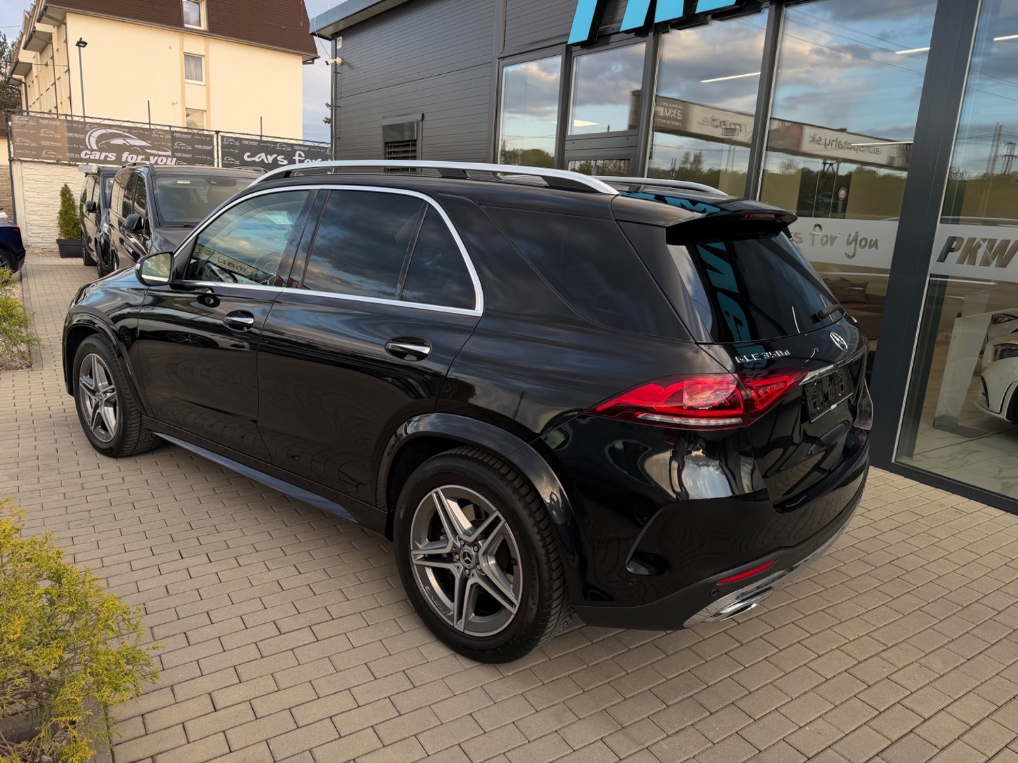 Mercedes-Benz GLE SUV 350d 4Matic A/T *KUPOVANÉ V SR*