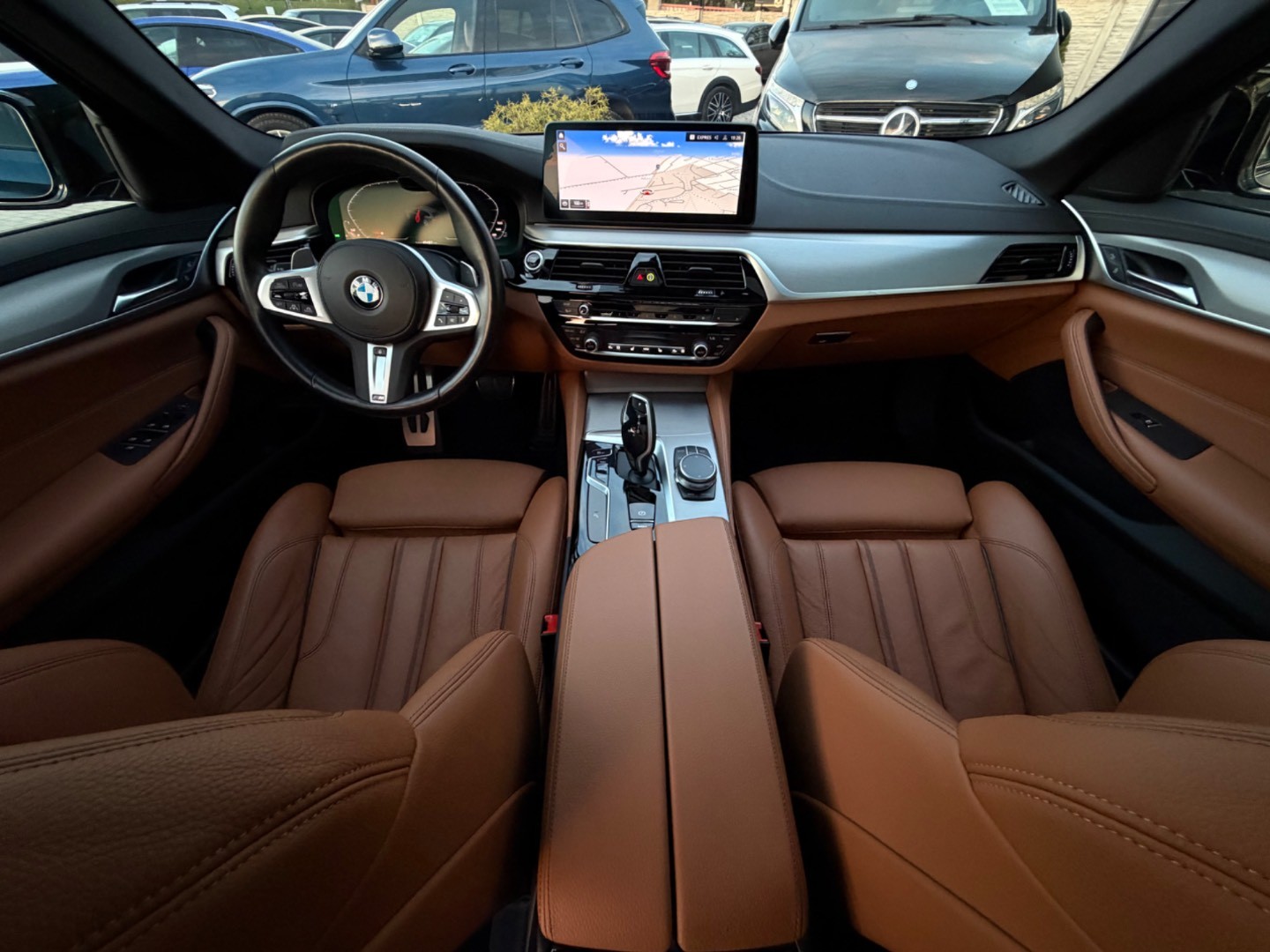 BMW Rad 5 Touring 530d  mHEV x-Drive A/T M-Sport line