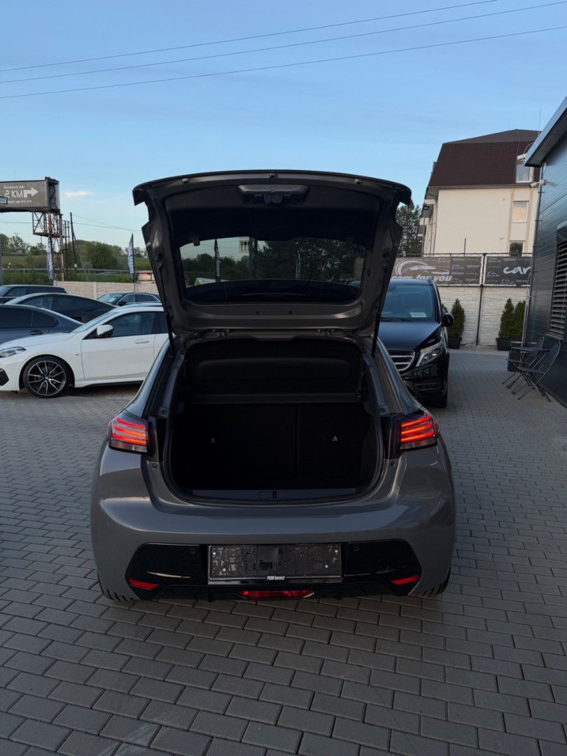 Peugeot 208 ALLURE Electric 100kW/50kWh SK ŠPZ