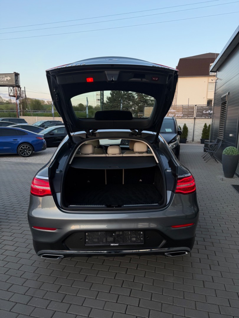 Mercedes-Benz GLC Kupé 220d 4MATIC A/T AMG line