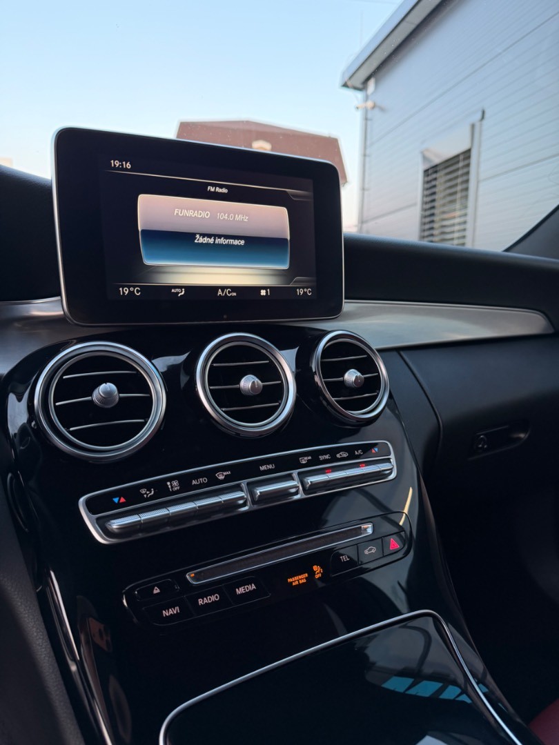 Mercedes-Benz C trieda Kombi Touring 250CDI A/T 4Matic AMG line Exclusive