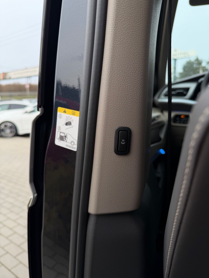 Volkswagen T7 Multivan 2.0TSi DSG 7M Long STYLE FULL