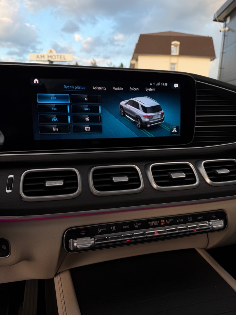 Mercedes-Benz GLE SUV 350d 4Matic A/T *KUPOVANÉ V SR*