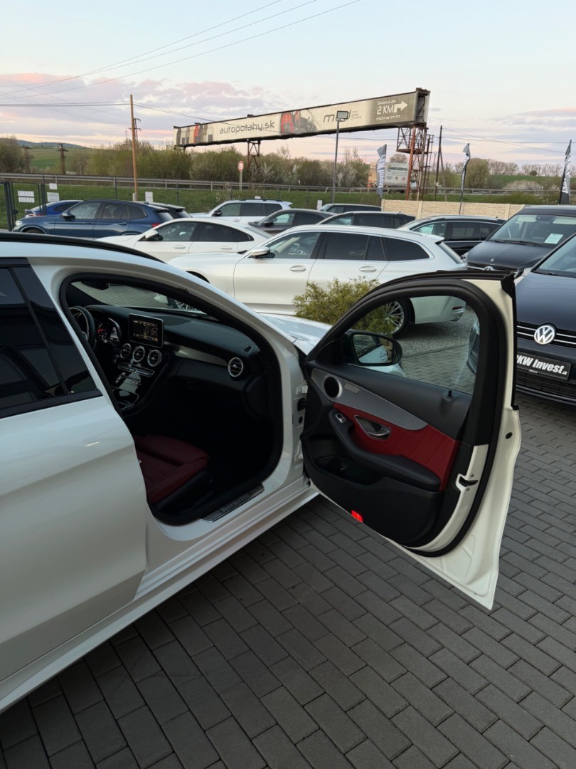 Mercedes-Benz C trieda Kombi Touring 250CDI A/T 4Matic AMG line Exclusive