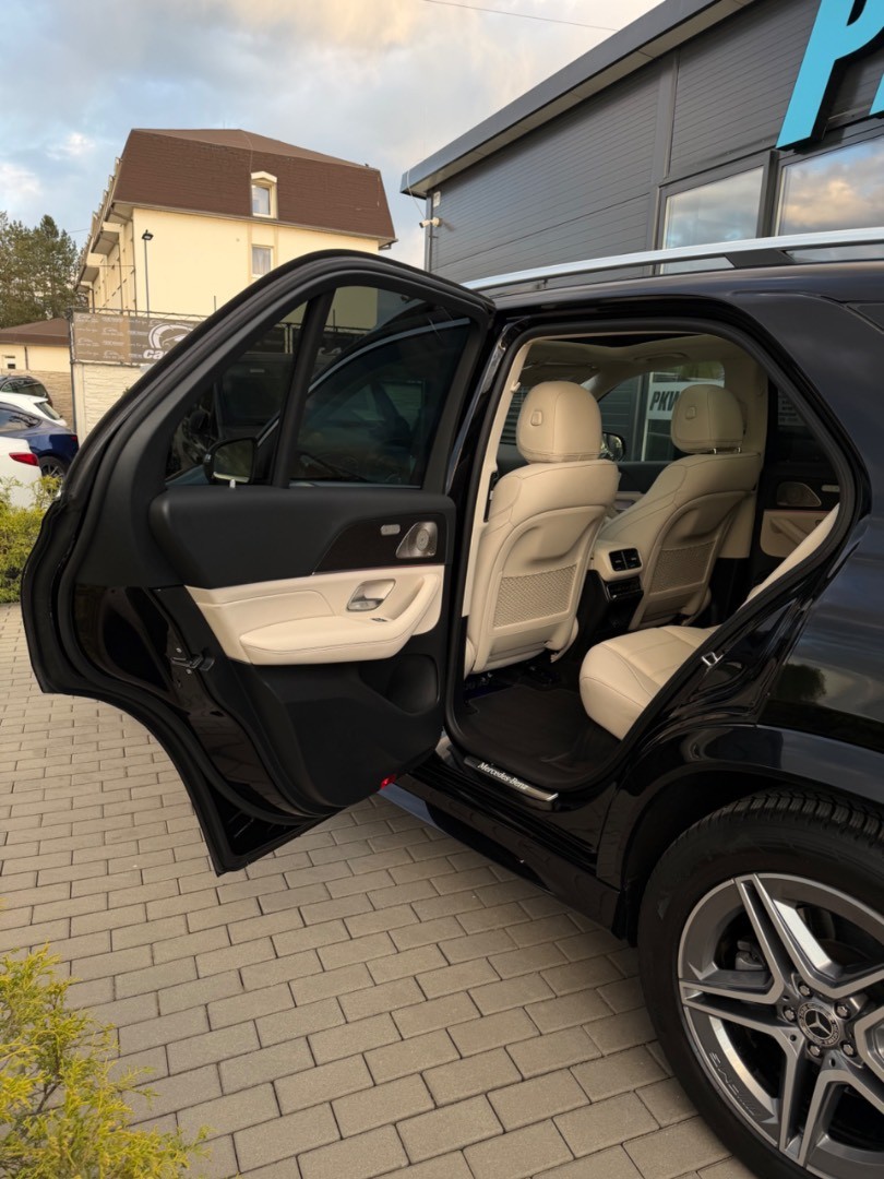 Mercedes-Benz GLE SUV 350d 4Matic A/T *KUPOVANÉ V SR*