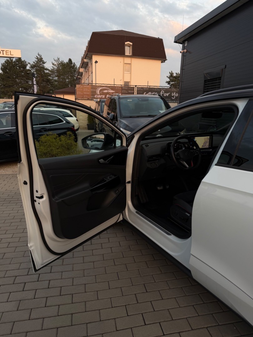Volkswagen ID.4 GTX 4Motion 77kWh/220kW TEPELKO FULL