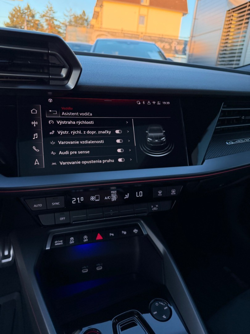 Audi RS3 Sportback 2.5TFSi Quattro SR kupované