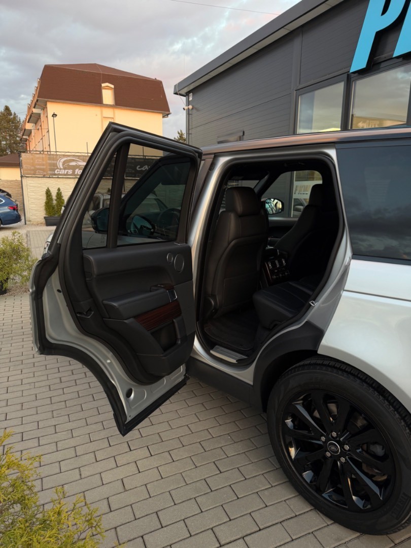 Land Rover Range Rover 3.0L TDV6 A/T