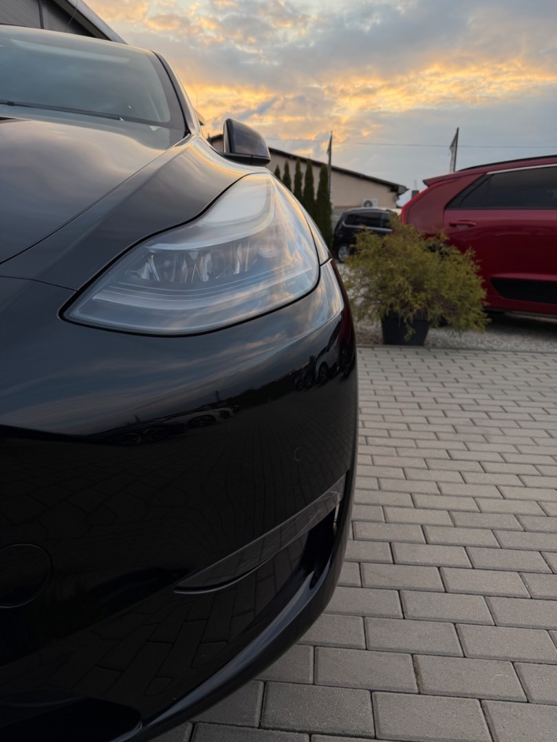Tesla Model Y Dual Long Range AWD SK ŠPZ