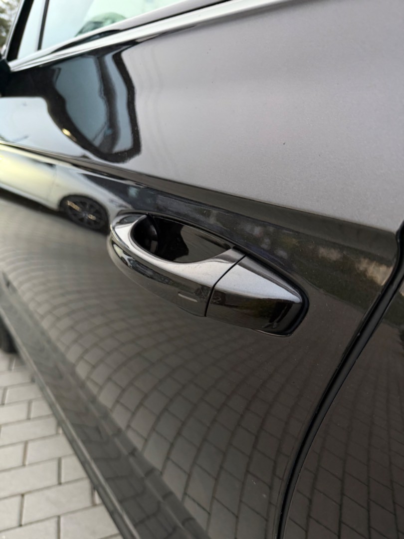 Volkswagen Touareg 3.0TDi V6 4Motion Tiptronic R-line KUPOVANÉ v SR