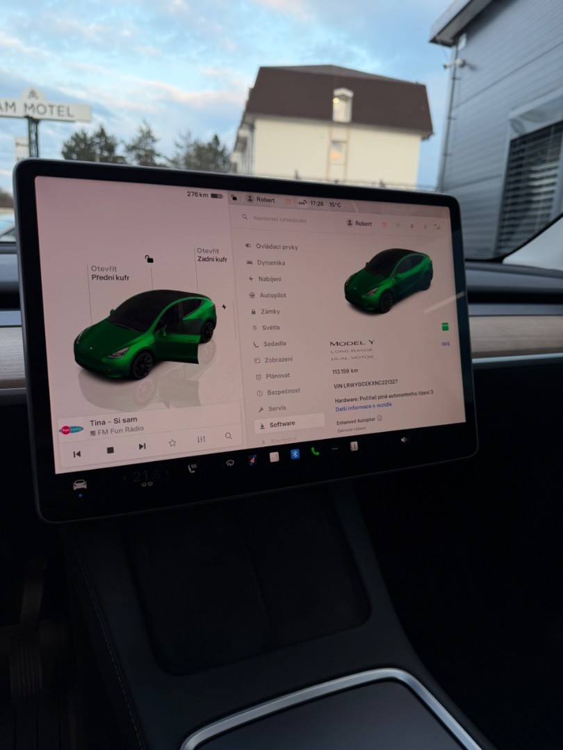 Tesla Model Y Dual Long Range AWD SK ŠPZ