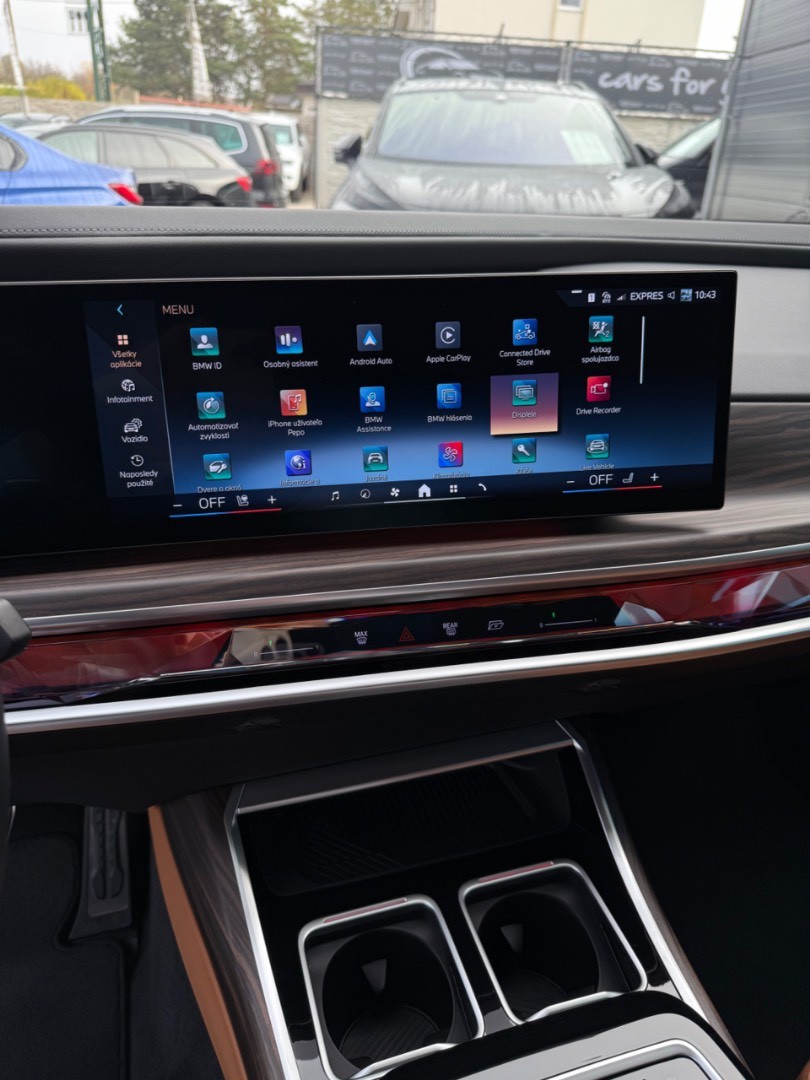 BMW Rad 7 740d mHEV x-Drive A/T Individual Edition SK ŠPZ