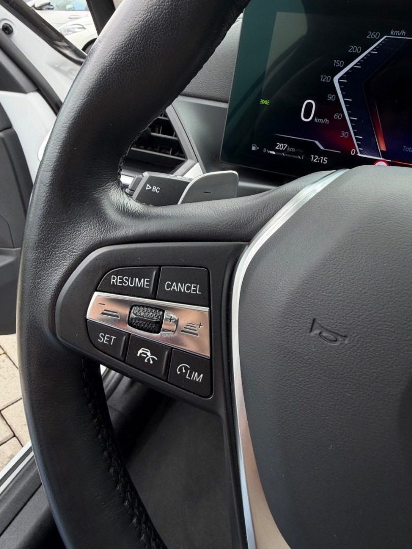 BMW Rad 3 Touring 320d  mHEV x-Drive A/T Luxury line SK ŠPZ