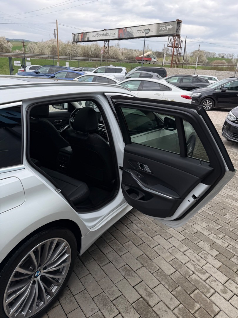 BMW Rad 3 Touring 320d  mHEV x-Drive A/T Luxury line SK ŠPZ