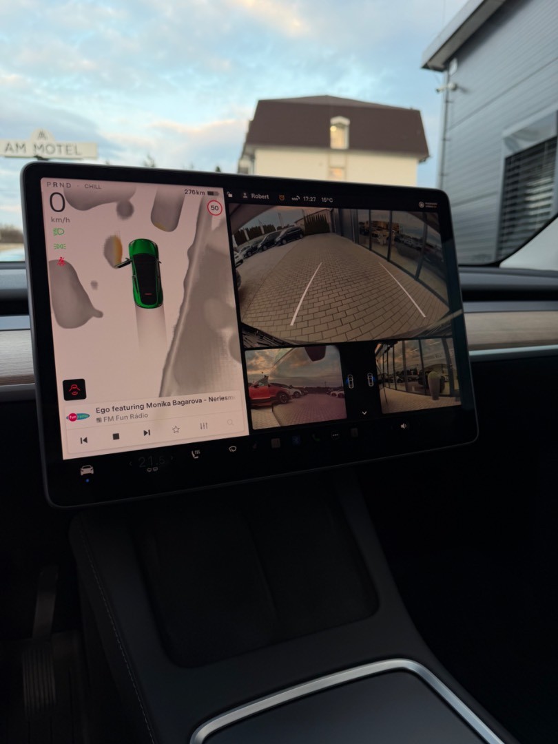Tesla Model Y Dual Long Range AWD SK ŠPZ