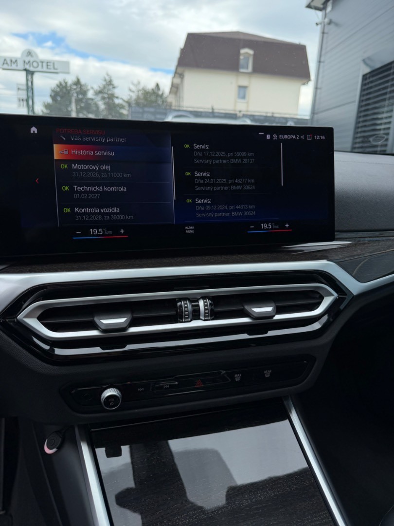 BMW Rad 3 Touring 320d  mHEV x-Drive A/T Luxury line SK ŠPZ