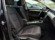 Volkswagen Passat Variant 2.0TDi DSG Head-up*Matrix*Ťažné