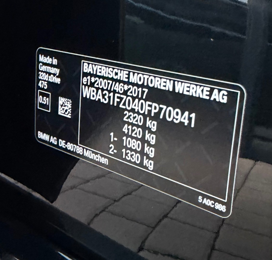 BMW Rad 3 Touring 320d  mHEV x-Drive A/T Luxury line SK ŠPZ
