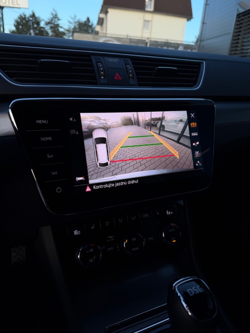 Škoda Superb Combi 1.4TSi DSG PHEV 160kW *VIRTUAL*ŤAŽNÉ*MODE*