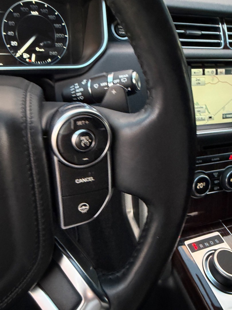 Land Rover Range Rover 3.0L TDV6 A/T