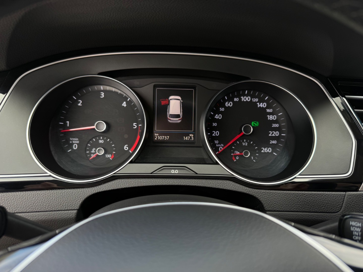 Volkswagen Passat Variant 2.0TDi DSG Head-up*Matrix*Ťažné