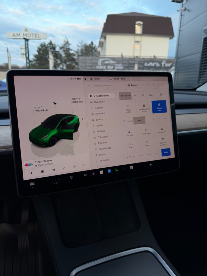Tesla Model Y Dual Long Range AWD SK ŠPZ