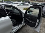 BMW Rad 3 Touring 320d  mHEV x-Drive A/T Luxury line SK ŠPZ