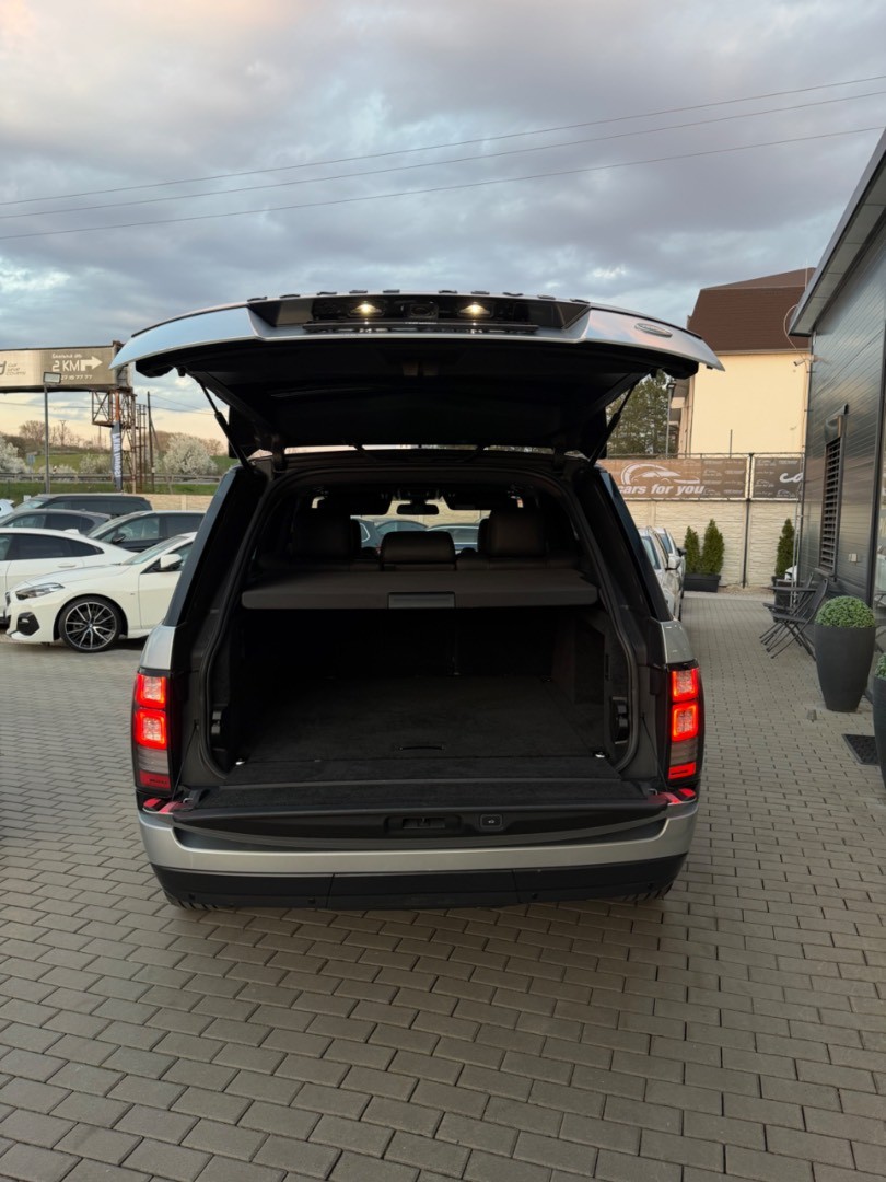Land Rover Range Rover 3.0L TDV6 A/T