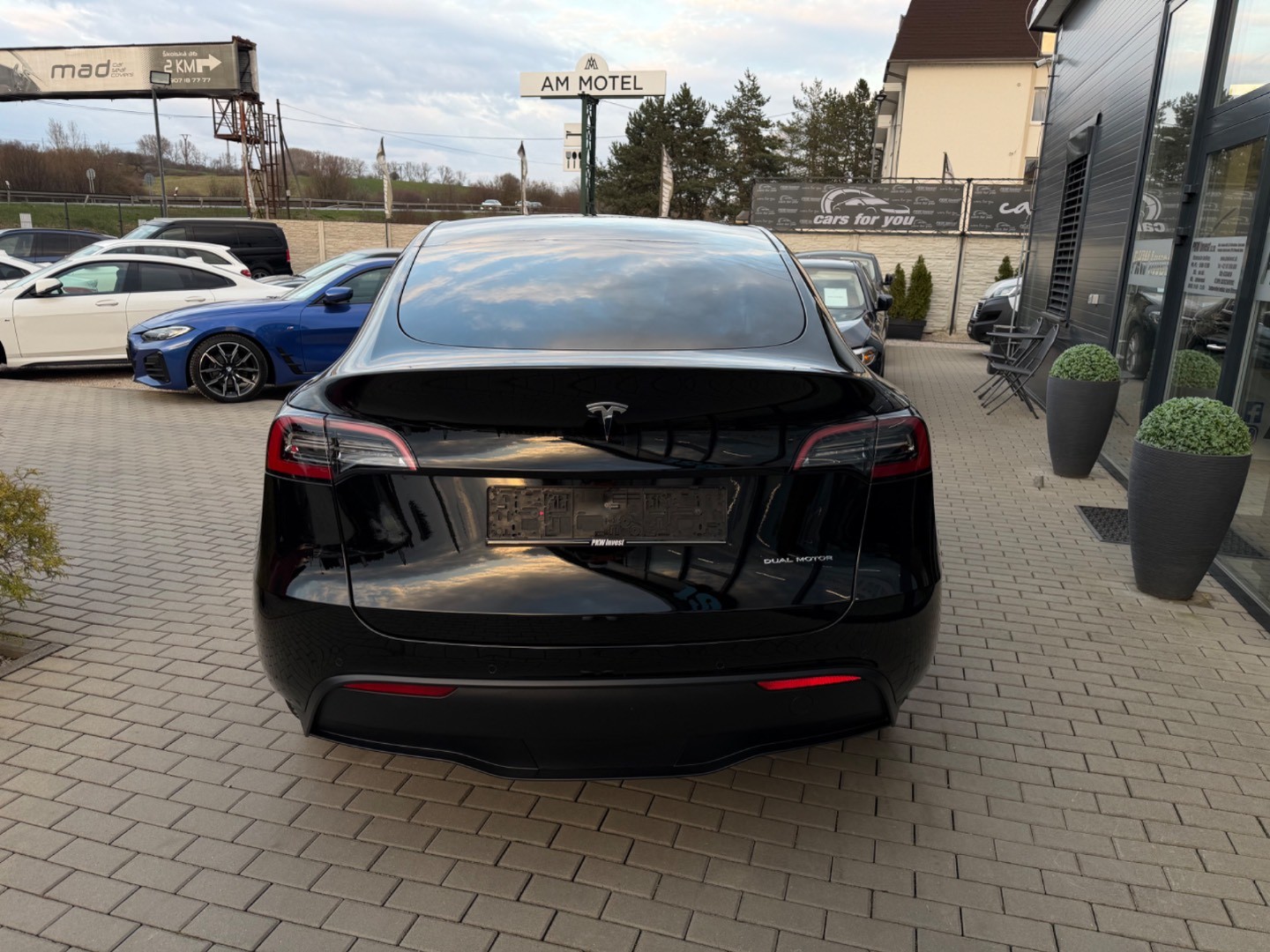 Tesla Model Y Dual Long Range AWD SK ŠPZ