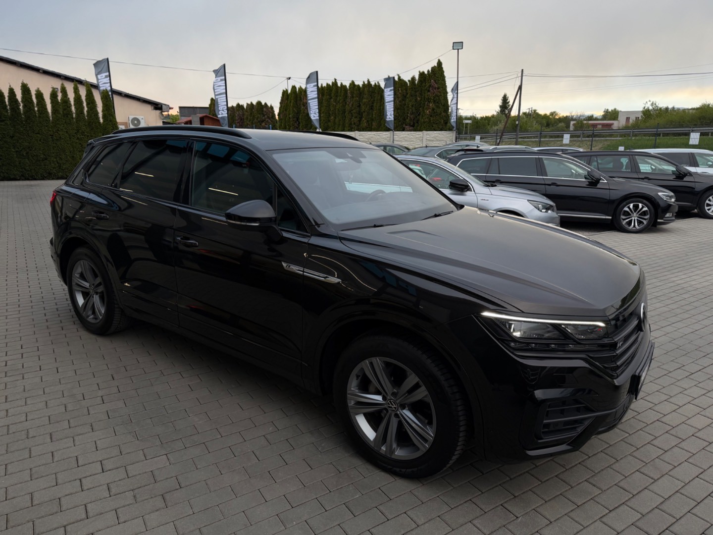 Volkswagen Touareg 3.0TDi V6 4Motion Tiptronic R-line KUPOVANÉ v SR