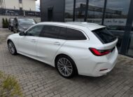 BMW Rad 3 Touring 320d  mHEV x-Drive A/T Luxury line SK ŠPZ