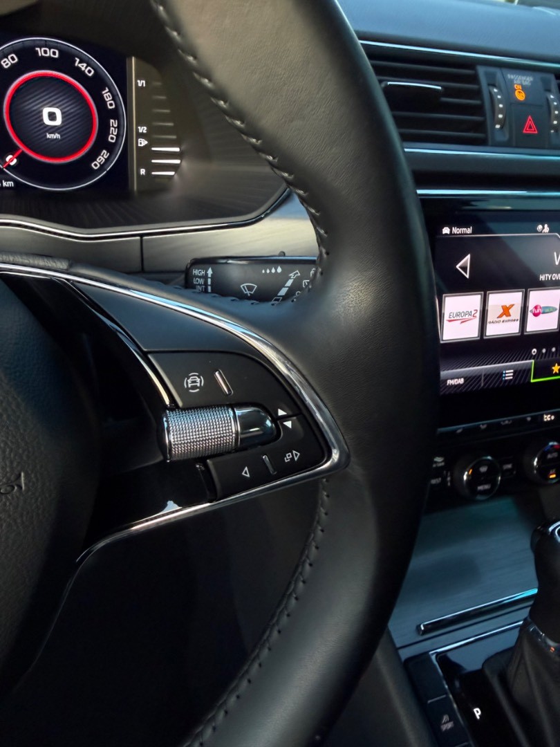 Škoda Superb Combi 1.4TSi DSG PHEV 160kW *VIRTUAL*ŤAŽNÉ*MODE*