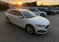 Škoda Octavia Combi 2.0TDi DSG Style FULL