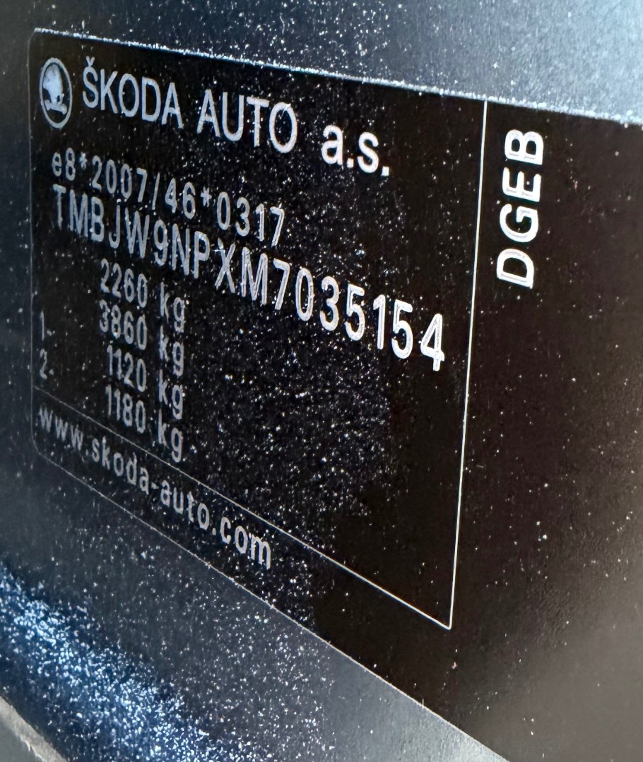 Škoda Superb Combi 1.4TSi DSG PHEV 160kW *VIRTUAL*ŤAŽNÉ*MODE*
