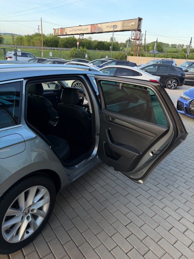 Škoda Superb Combi 1.4TSi DSG PHEV 160kW *VIRTUAL*ŤAŽNÉ*MODE*