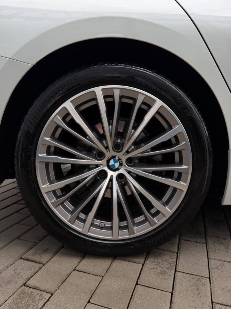 BMW Rad 3 Touring 320d  mHEV x-Drive A/T Luxury line SK ŠPZ
