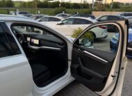 Škoda Octavia Combi 2.0TDi DSG Style FULL