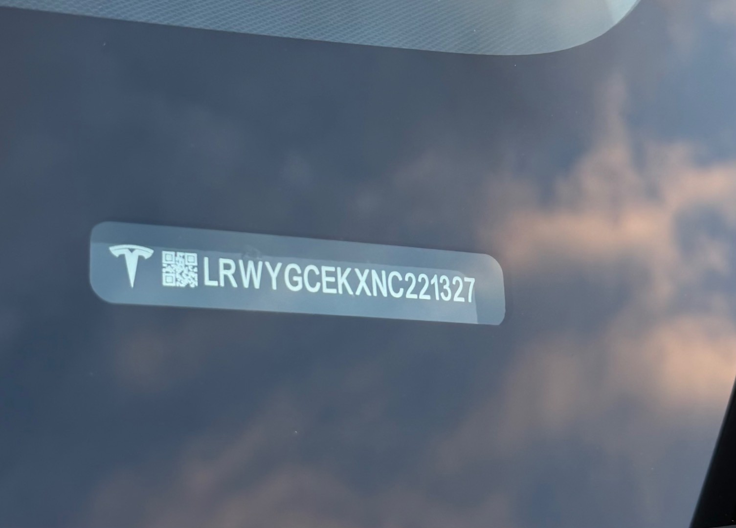 Tesla Model Y Dual Long Range AWD SK ŠPZ