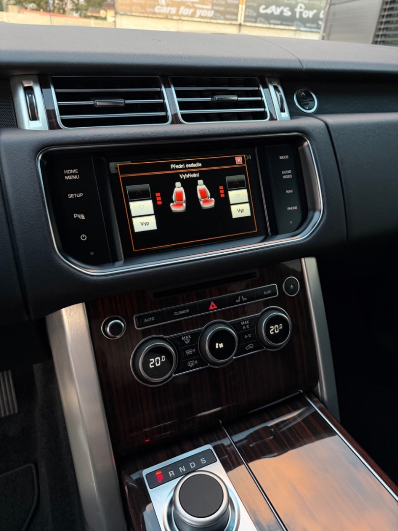 Land Rover Range Rover 3.0L TDV6 A/T