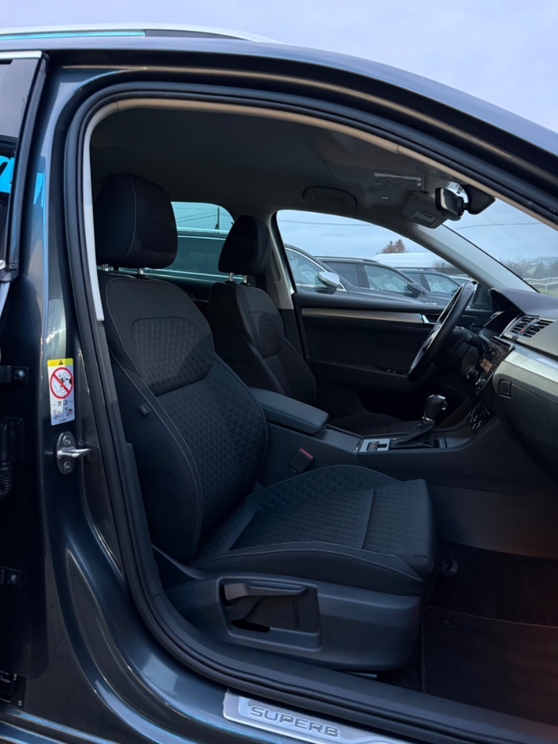 Škoda Superb Combi 2.0TDi DSG Style *VIRTUAL*