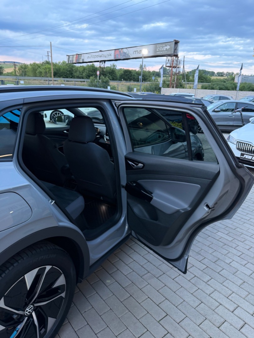 Volkswagen ID.4 PRO 77kWh/150kW 360*